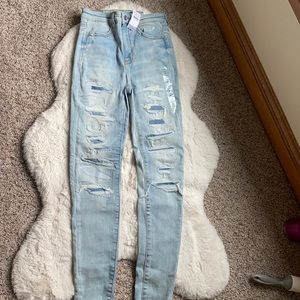 NEW WITH TAGS AMERICAN EAGLE JEANS